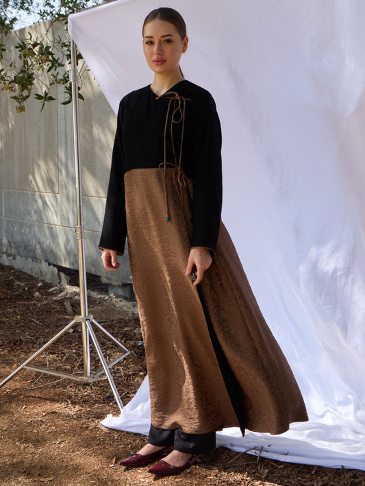 Half black & beige